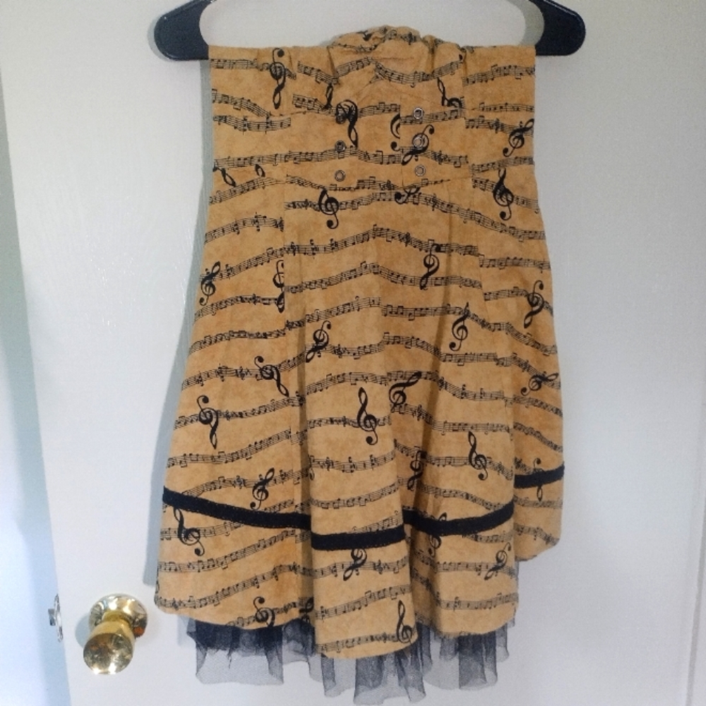 Hot Topic music note dress